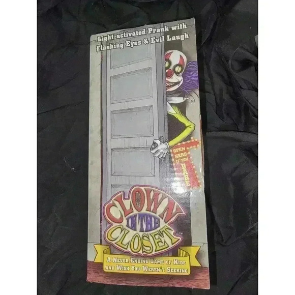 Clown in the closet - Picture 1 of 3